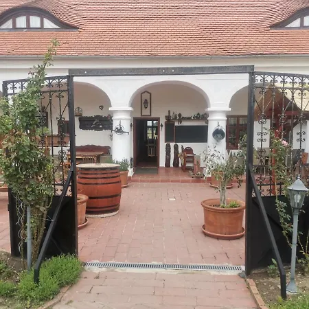 Régi Csárda és Panzió Panzió Magyarszerdahely