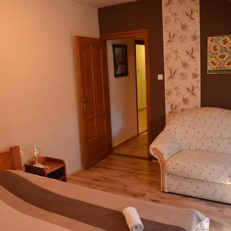 Régi Csárda és Panzió Bed & Breakfast