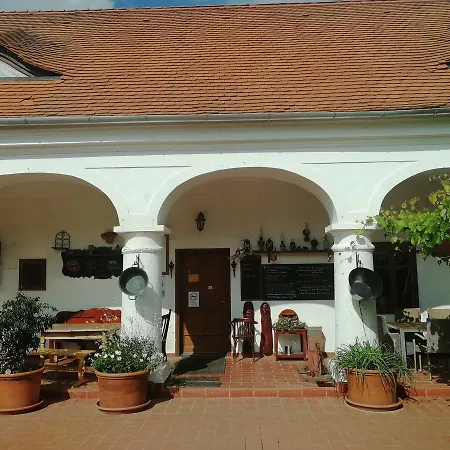 Bed & Breakfast Régi Csárda és Panzió